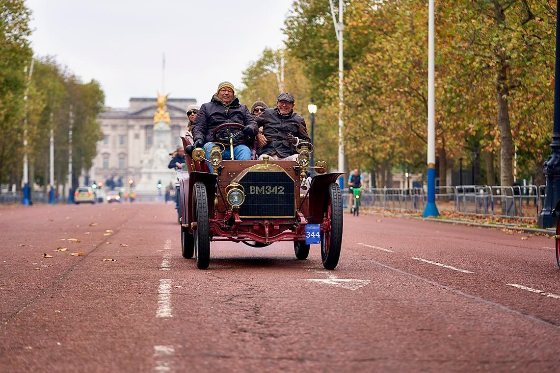 344-BM342-London To Brighton Veteran car Run 2024-K2Photographic web