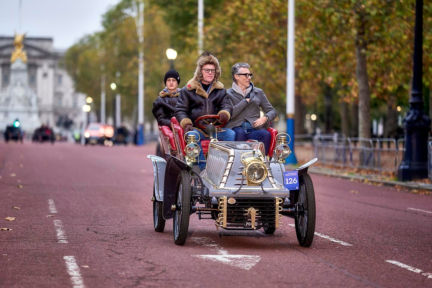 70?D-126-London To Brighton Veterna Car Run. web